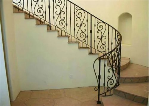 平台栏杆高度标准在多少