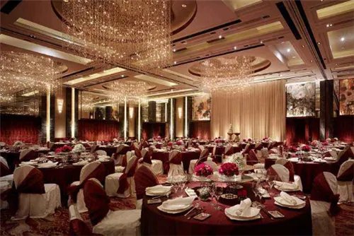 婚宴一般多少钱一桌 婚宴酒席一般几个菜