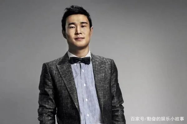 岳云鹏:我不走!郭德纲徒弟各奔前程,赵本山徒弟无人走,这是为何?