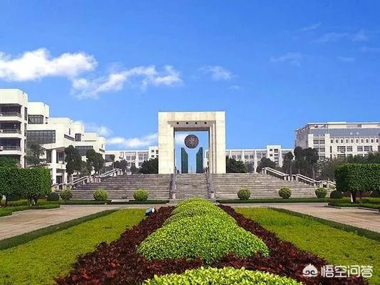 想找一个既有学历，又可以学到技术的学校太难了，求高手指点？