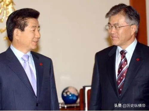 特朗普最后的退让,韩国保护费降到13亿美元,文在寅坚决说不刚到底,对此你怎么看?