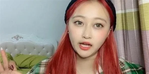 和孙侨潞喝酒的人是谁？