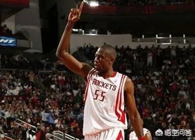 麦迪在CBA打球时，为什么吉喆会对着他摇手指羞辱？