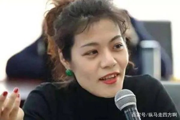 复旦女教授陈果走红网络，却遭学生“炮轰”，后来怎样了？