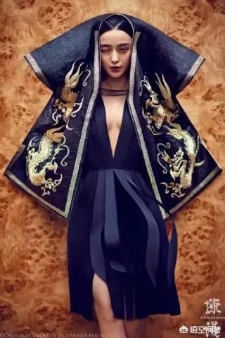 为什么范丞丞的性格不像姐姐范冰冰那样霸气侧漏，反而格外内敛敏感呢？