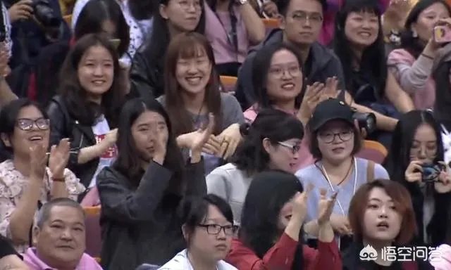 世锦赛地表十二强直通赛中丁宁3：0战胜刘诗雯，如何评价她们的发挥？