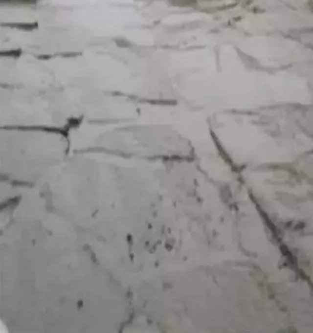 混凝土6种裂缝的处理方法！