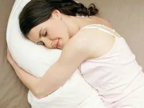 广州18岁的少女睡姿不对致脊柱弯曲，不同睡姿对身体有什么危害？