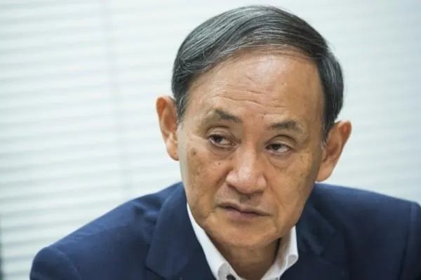菅义伟突然宣布将卸任首相,到底发生了什么事?