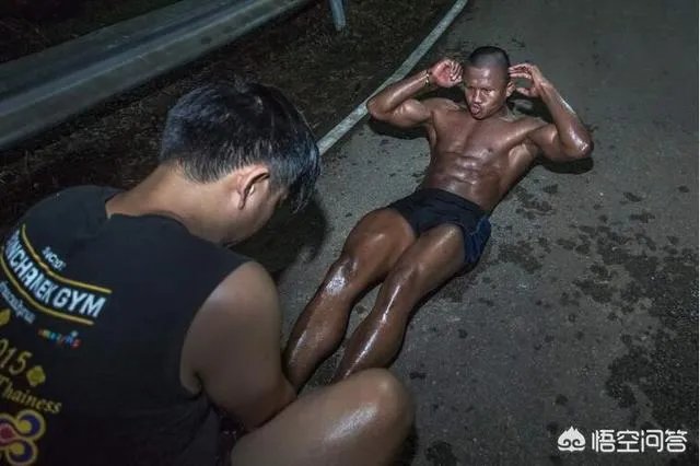 职业泰拳一年，为什么我的力量还是非常小？