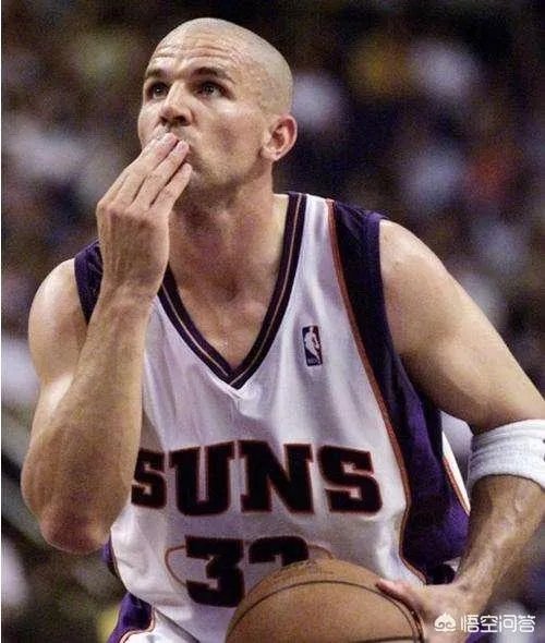 请问NBA里面三双排行榜，老詹现在排第几？