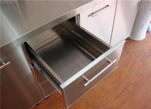 不锈钢真的不会生锈吗