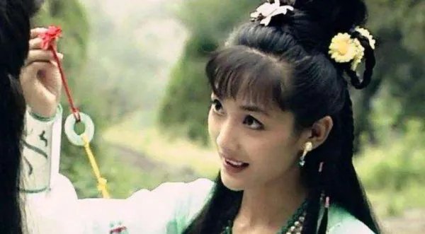 曾独自抗癌9年的李婷去世，她当初患癌为何不告诉家人？