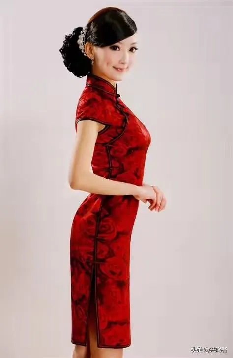 人像摄影中，你认为旗袍与汉服哪个更能拍出中国女人的韵味？你喜欢拍哪一种服装？