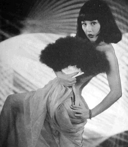 邵音音年轻整容对比曝光 整容失败惨不忍睹