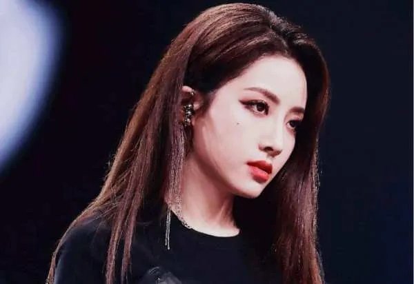 在综艺节目种喻言镜头被打码，这是为何？