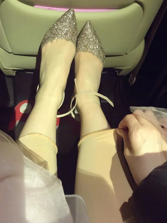 景甜大胆晒秋裤获赞7万，为了暖和不要时尚了吗？