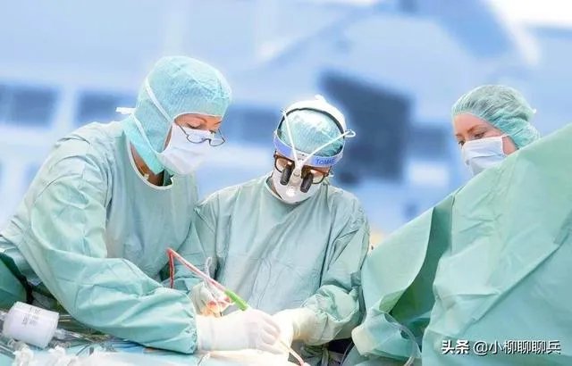 全美确诊破118万！特朗普担心的事发生了，16个州做出统一决定，你怎么看？