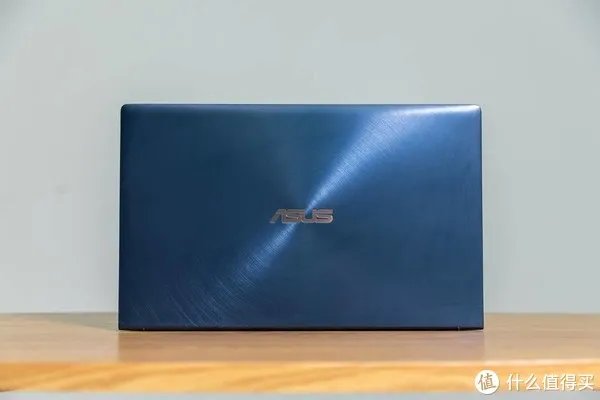 我的第一台全面屏笔记本电脑，华硕灵耀Deluxe14笔记本评测