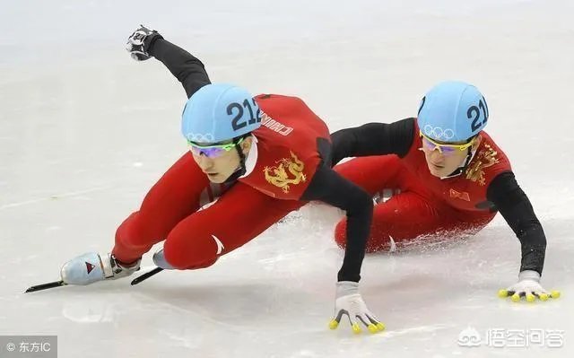 冬奥短道速滑男子1000米预赛，中国选手韩天宇、任子威连遭争议判罚被淘汰，你怎么看？