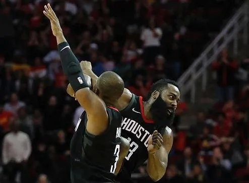 如何看待哈登关键时刻连得12分，火箭逆转鹈鹕取10连胜？