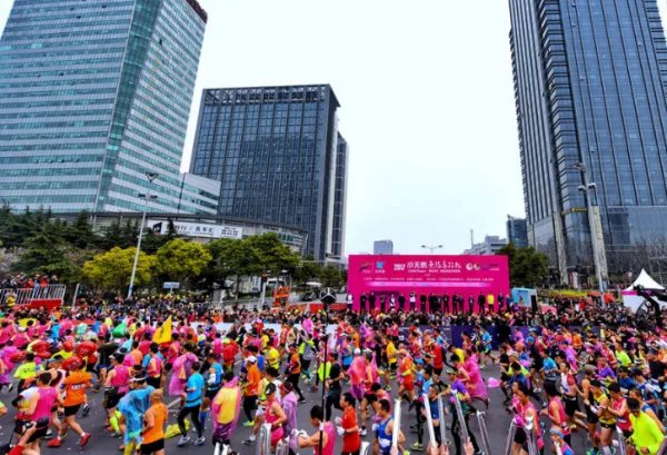 无锡马拉松是每年几月几号举行?