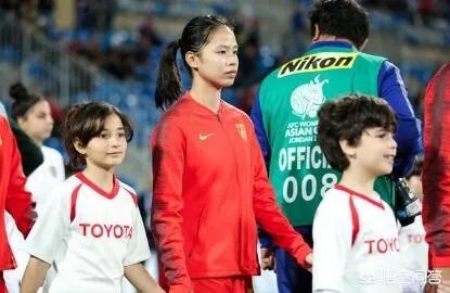 3场比赛打进15球，提前两轮锁定世界杯名额，怎么评价中国女足亚洲杯上的表现？