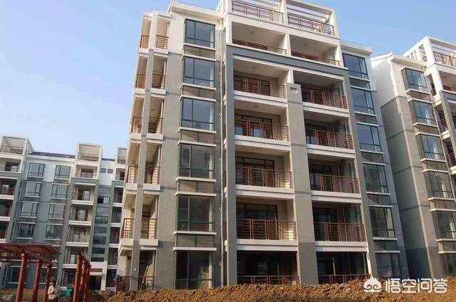 在济宁的开发区买新房好,还是老城区买二手房好?