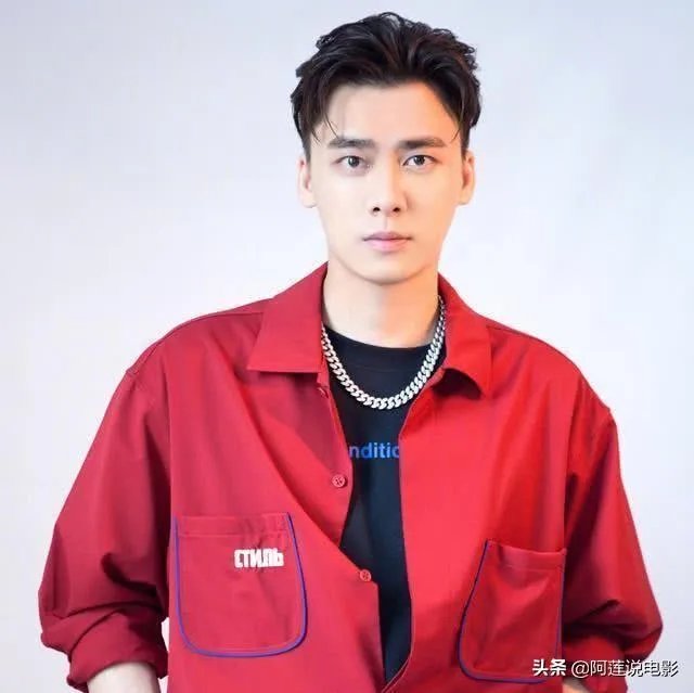 最近热播的《我在北京等你》电视剧，你觉得李易峰的演技如何？