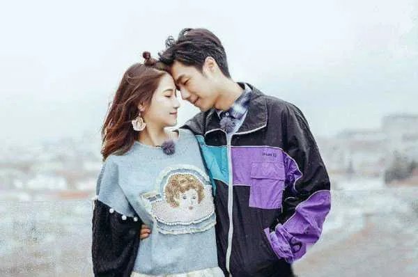 戚薇跟袁成杰以前是组合，为何两人事业差距如此之大？