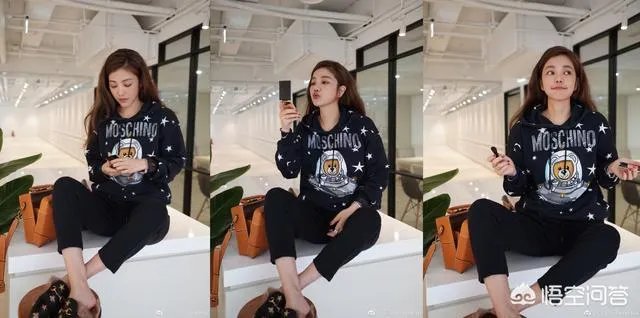 现在50岁的女人，化妆能化成20岁吗？