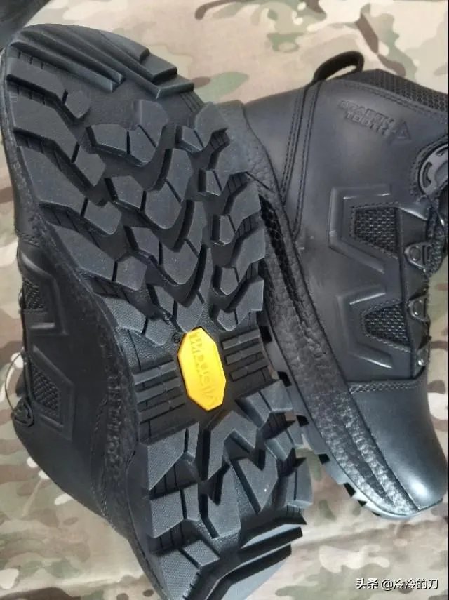 便宜实惠的男靴有什么推荐，谢谢？