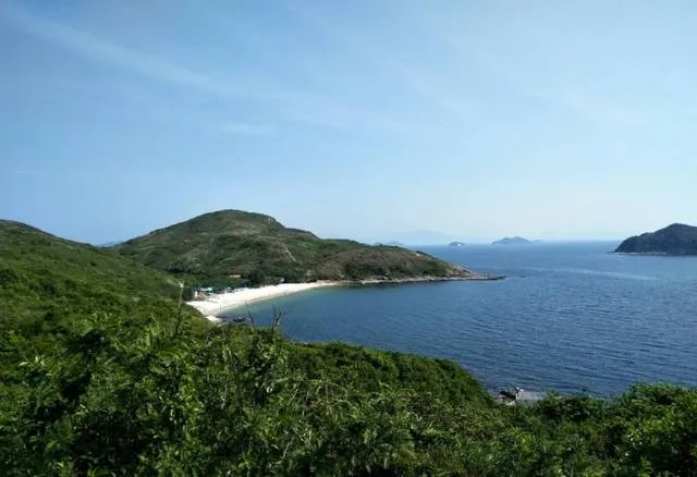 想去惠州看海,哪里海边比较好,附近的酒店性价比怎么样?