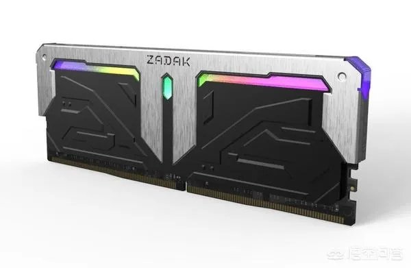 ZADAK是什么品牌？新发布的SPARK RGB DDR4内存怎么样？