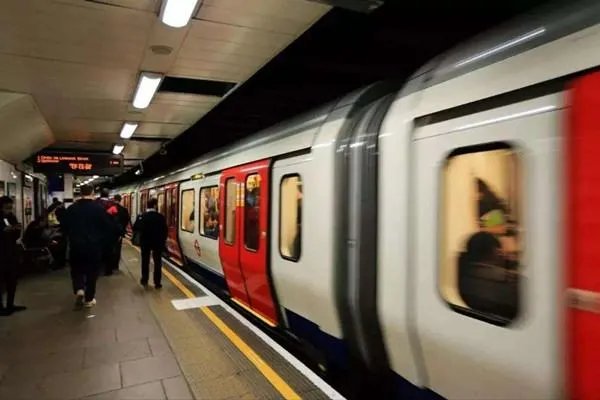 成都地铁运营时间表是怎样的？