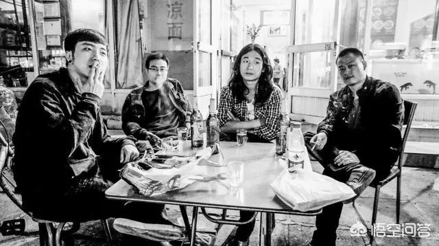 除了《乐队的夏天》里面乐队，你心中的中国top5乐队都有哪些？