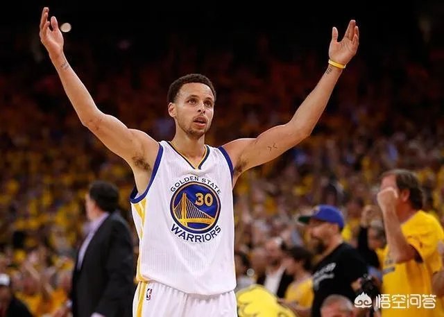 杜兰特将缺席西决前两场比赛，这对库里来说是好消息，今年FMVP会是库里吗？