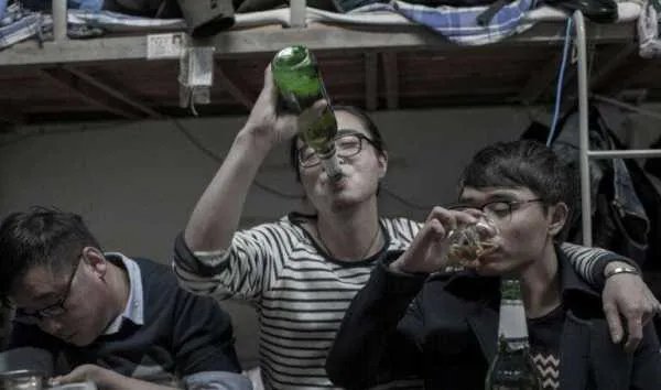 如何看待长江大学的禁酒令?