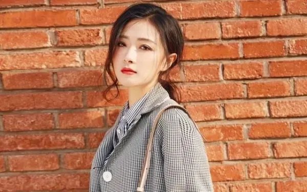 被称为皇族的万茜真的不想红吗？