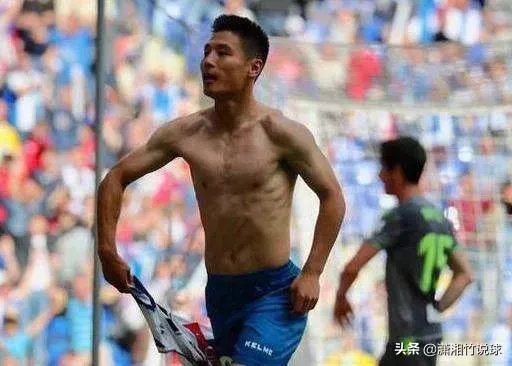 西班牙人足球俱乐部武磊确诊感染新冠肺炎，你支持他回国治疗吗？