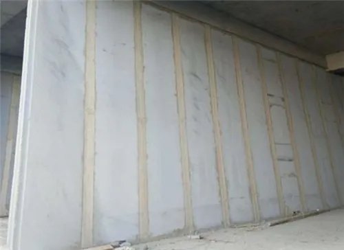 轻质隔墙板是什么材料做的