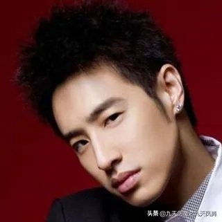 如何看待王思聪说潘玮柏的老婆是Amy的一名大将?