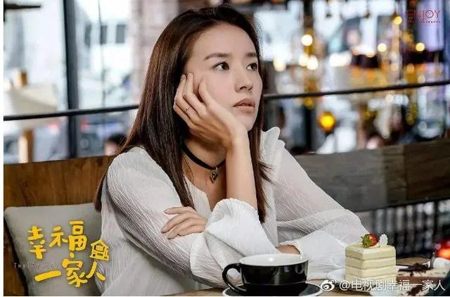 为什么说董洁是高开低走的谋女郎，她被造谣再婚产女为什么还挨骂？