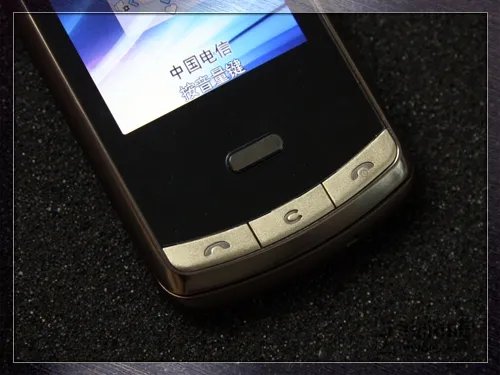 “金”彩变身 电信3G手机LG KV755评测