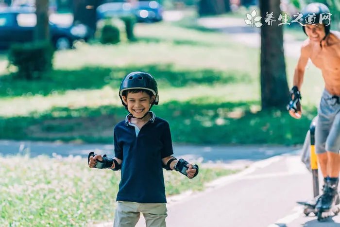 为什么有的人夏天不冒汗，这可不是好事应该注意了