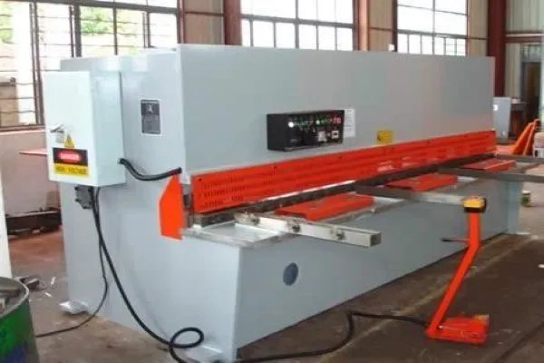 剪板机选哪家呢