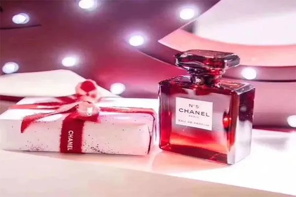 香奈儿最新款香水5号怎么样？