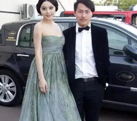 范冰冰背后的男人是谁 居然不是李晨而是他