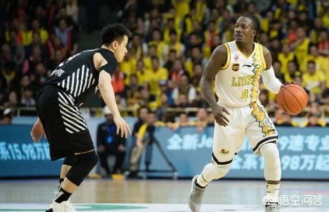 辽宁对广厦总决赛第一场，广厦第二节如何迅速填平了第一节挖下的11分大坑？