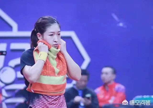 世锦赛地表十二强直通赛中丁宁3：0战胜刘诗雯，如何评价她们的发挥？